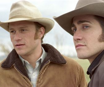 brokeback_mountain_heath_ledger_jake_gyllenhaal_desktop_3000x1953_wallpaper-445935 (1).jpg