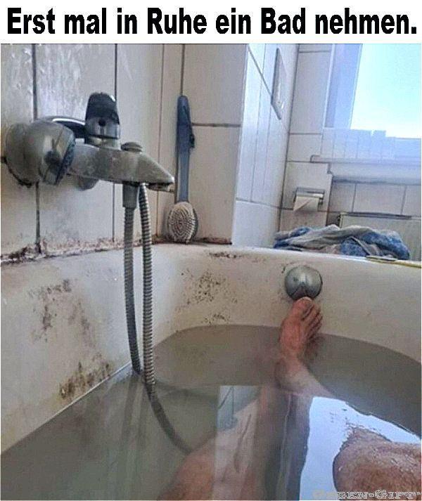 Erst_mal_ein_Bad.jpg.f04716dee8228c302dec464c8e7aac6e.jpg