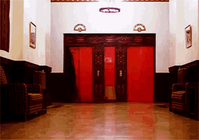 elevator-the.gif.199ce7230c3ab70166fc14d876321ac8.gif