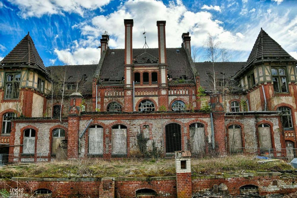 der-geist-von-beelitz-ein-besuch-in-den-verlassenen-beelitz-heilstätten.jpg