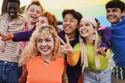 Die skurrilsten Trends in Dating 2025: Von Swiftfishing bis Orbiting