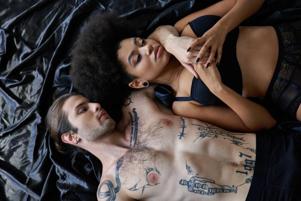 Orgasm_Gap_Paar_im_Bett