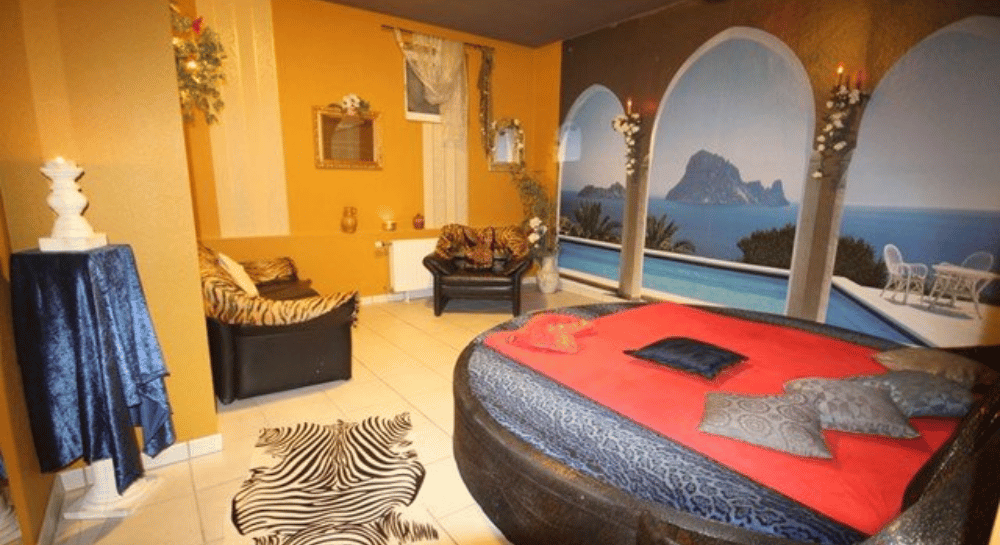 Swingerclub in Duisburg.png